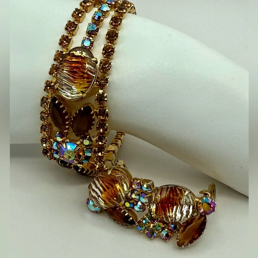 Vintage Juliana “Fantasia” 1965 w Vitrail Coated Stones Bracelet & Earrings Set